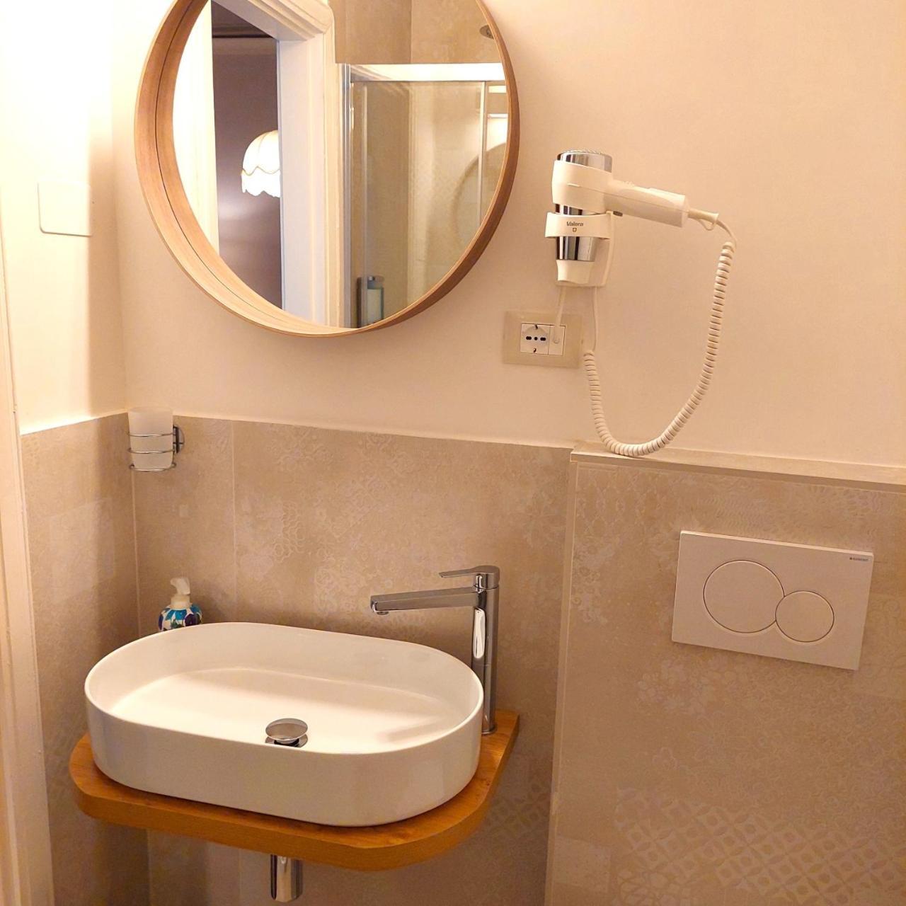 Residenza Maritti Deco Style- Ghuesthouse 2* Rome